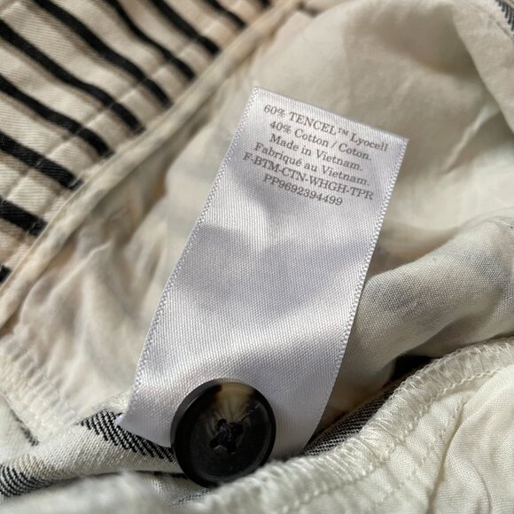 Tapered tencel and cotton pleated striped pant - Picture 9 of 10